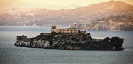 Embassy Suites by Hilton San Rafael Marin County Отели в г. Сан Джеронимо