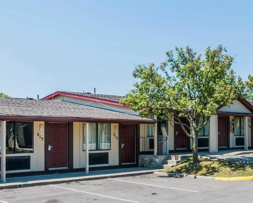 Rodeway Inn Auburn Hills - Detroit - 2-Star