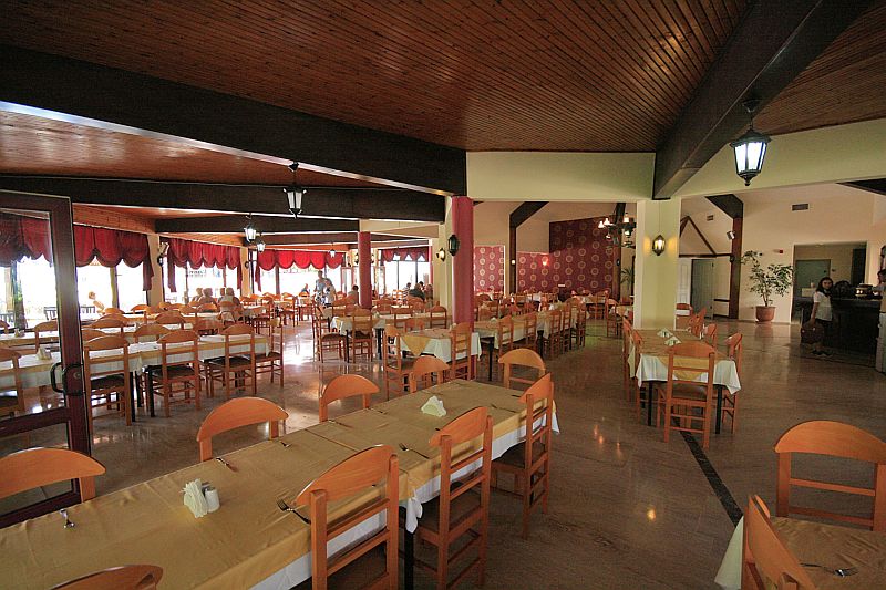 Golden Beach Hotel