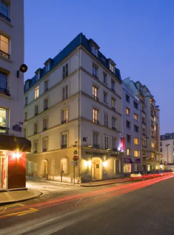 Hotel Romance Malesherbes by Patrick Hayat Hotels in Paris