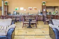 Quality Inn National Fairgrounds Area - breakfast