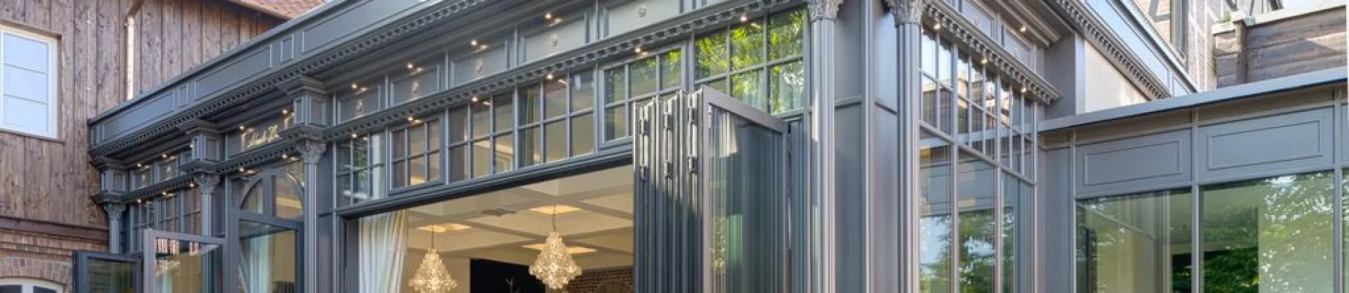 Four-Star Hotels