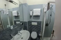 Albergo Riviera Hôtels à : Pettenasco