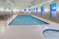 Divya Sutra Plaza and Conference Centre Calgary Airport - Pools