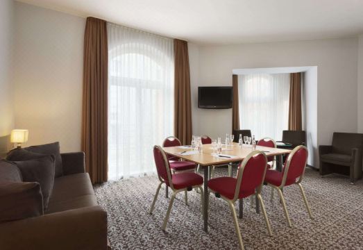 라마다 바이 윈덤 프랑크푸르트 중앙역