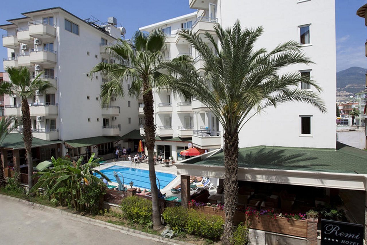 Remi Hotel