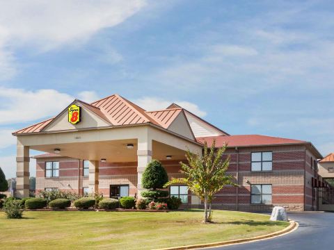 Super 8 by Wyndham Jacksonville AR