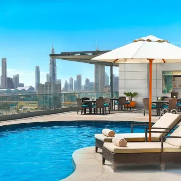 Ritz Carlton DIFC Downtown Dubai エミレイツタワー周辺のホテル