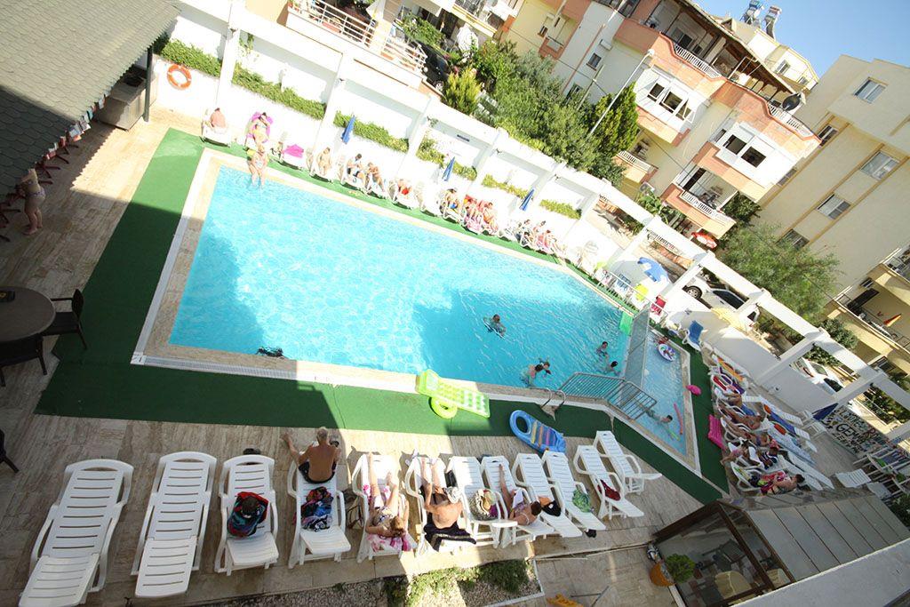 Tuntas Suites Altinkum