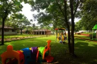Royal Retreat, Sigiriya 5 Mins to Sigiriya Rock - 4-Star