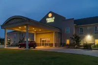 Heritage Place Hotel and Suites Hotels near Dequincy Railroad Museum