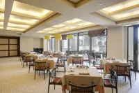 DoubleTree by Hilton La Torre Golf & Spa Resort - breakfast