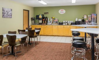 Super 8 by Wyndham Sioux Falls