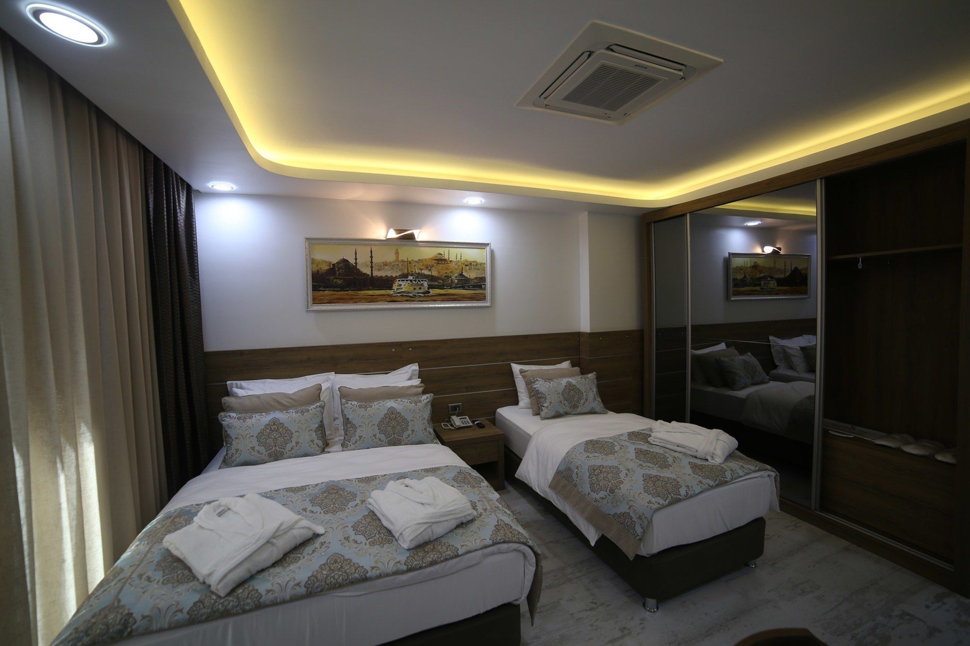 Grand Serenay Hotel