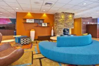 Fairfield Inn & Suites Madison West/Middleton Hotels in Middleton