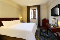 コスタ デル ソル トルヒーリョ セントロ のホテル