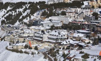 Apartamentos Sabica Nevada Plaza