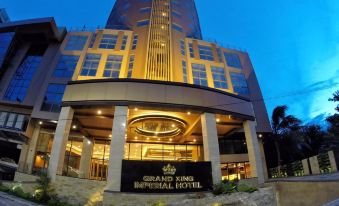 Grand Xing Imperial Hotel - Housity