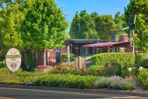 Napa Valley Railway Inn Hotels in Yountville