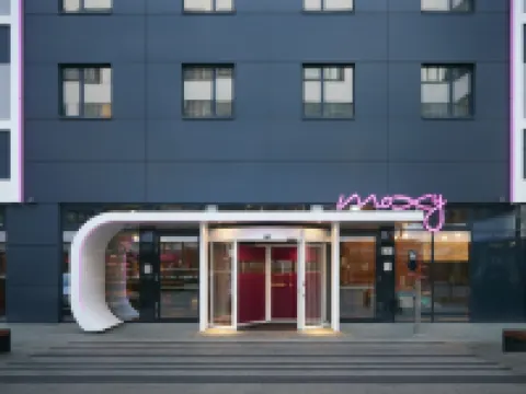 Moxy Munich Messe Hotels in Dornach