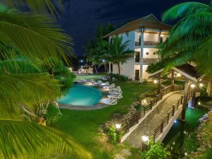 Khu nghỉ dưỡng River Beach Resort & Residences