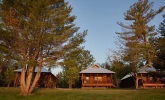Lake Parlin Lodge & Cabins