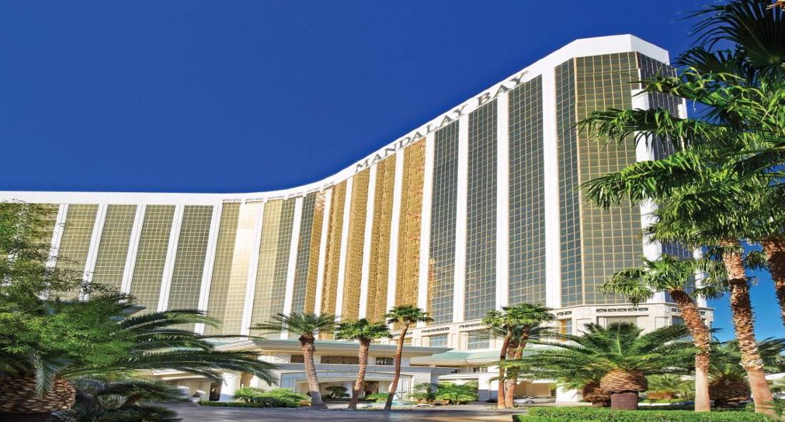 Four Seasons Hotel Las Vegas-Paradise Updated 2022 Room Price-Reviews &  Deals | Trip.com