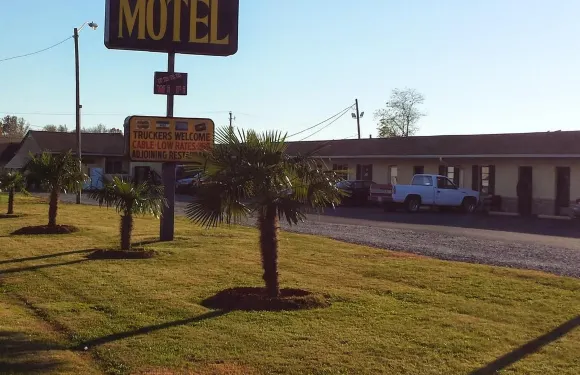 裏奇韋國王庭院汽車旅館