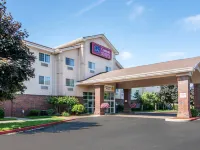 Comfort Suites Linn County Fairground and Expo Hotels in Albany