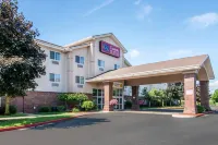Comfort Suites Linn County Fairground and Expo فنادق في Lebanon
