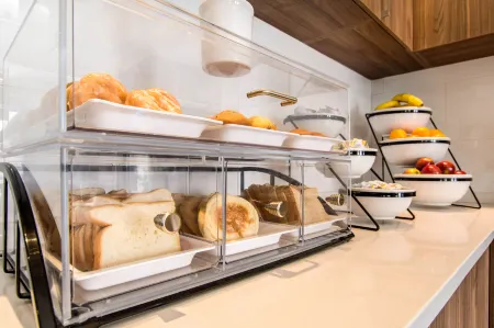 Comfort Inn & Suites