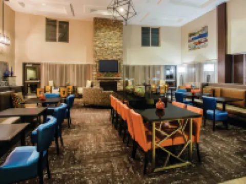 La Quinta Inn & Suites by Wyndham Ely Hoteles en Ely