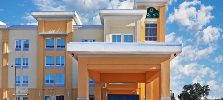 La Quinta Inn & Suites by Wyndham Dallas Love Field Hotéis em Dallas