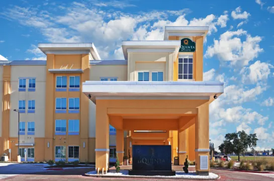 達拉斯樂福費爾德拉昆塔温德姆套房酒店