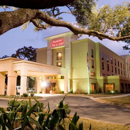 Hampton Inn & Suites by Hilton Mobile Airport University Area