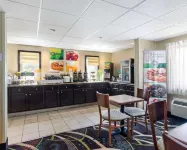 Residences at Solomon Pond Hotels in Marlborough