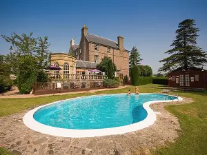 Peterstone Court Country House Restaurant & Spa