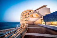 Sesimbra Oceanfront Hotel - Preferred Hotels and Resorts Hotels near Praia do Rebenta Bois