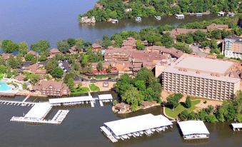 Margaritaville Lake Resort Lake of the Ozarks