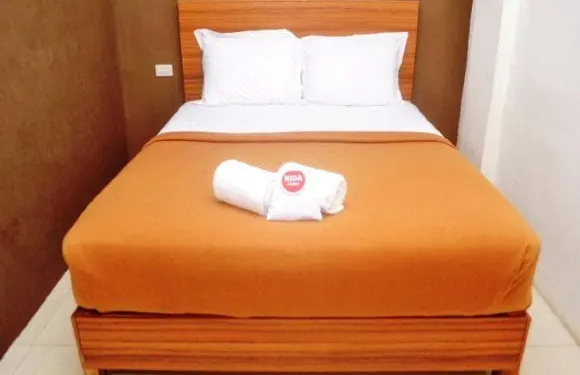 班達亞齊杜森迷你加亞1號巴通尼達酒店