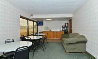 Devils Lake Inn by OYO Near Devils Lake Regional Airport