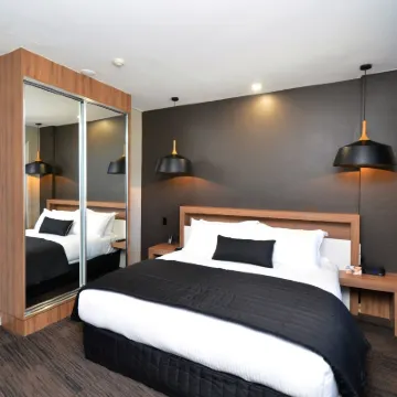 Hotel Grand Chancellor Townsville Hotels near Townsville Railway Station