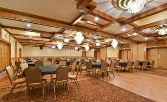 Best Western Prairie Inn  Conference Center