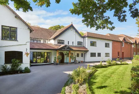 Macdonald Craxton Wood Hotel Отели в г. Эллесмер-Порт