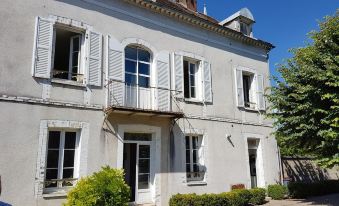 Villa Clément Sens Appart'Hotel