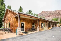 Montclair at Zion Hotels in Apple Valley