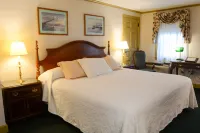 Lamies Inn & the Old Salt Tavern Hotels in Hampton