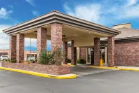 Comfort Inn & Suites Near Fallon Naval Air Station Hotels in Fallon