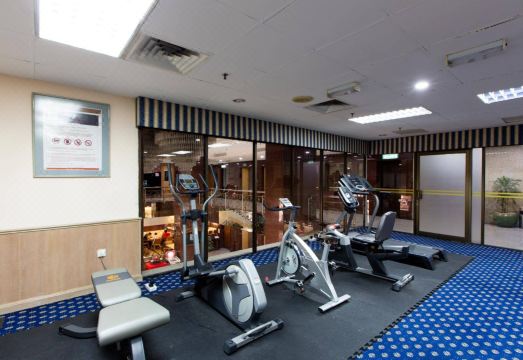 4. 호텔 그랜드 컨..