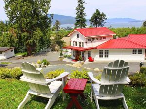 Anacortes Ship Harbor Inn